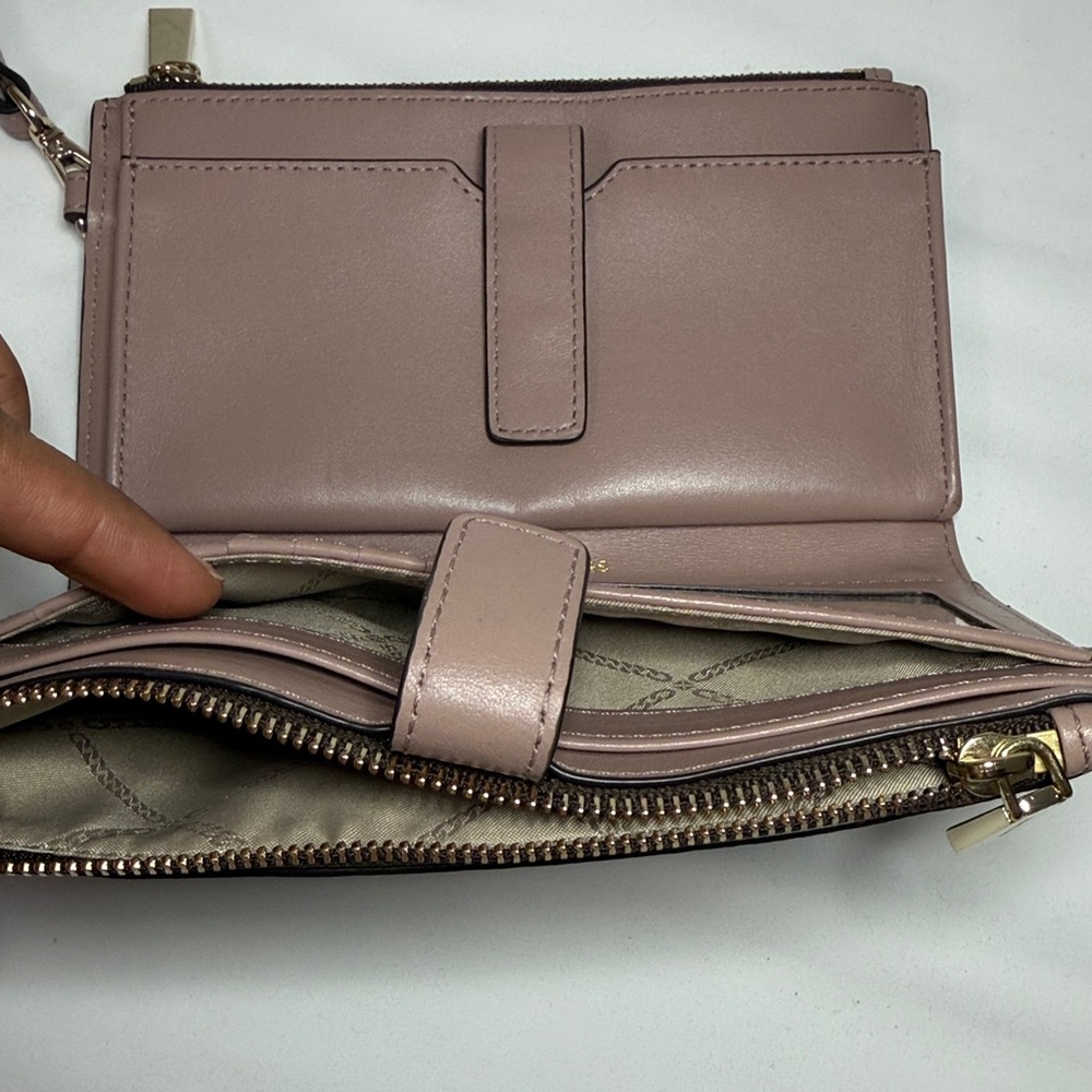MICHAEL MICHAEL KORS‎ Adele Logo Smartphone wristlet Wallet - Picture 8 of 12
